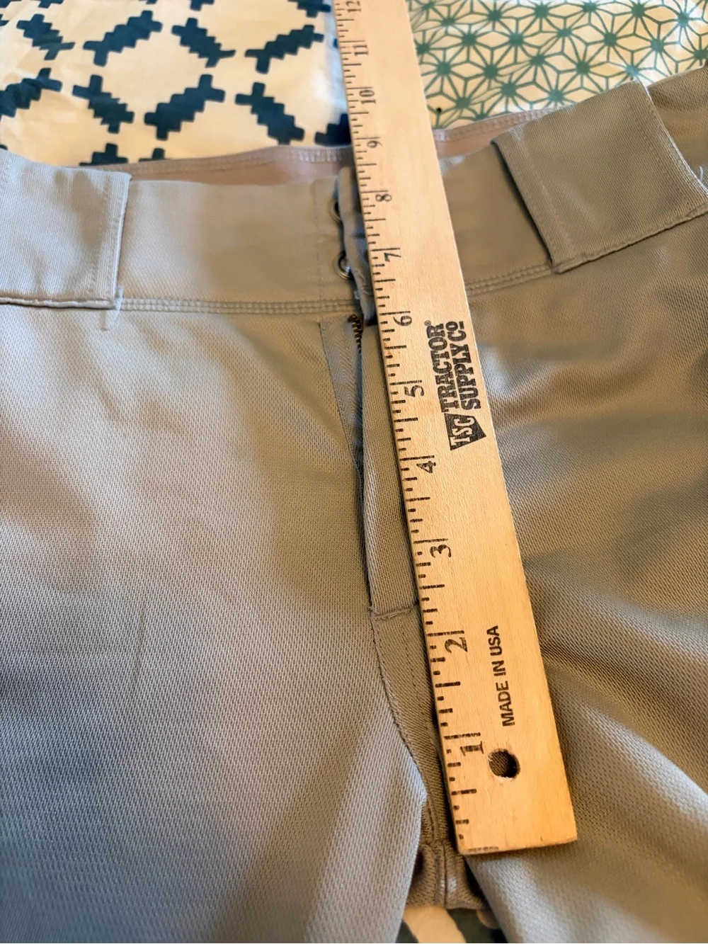 Nike Youth Large Low Waist Performance/Baseball Pants in Gray with Black Swoosh.